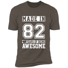 40 Year Old Awesome Since 1982 40th Birthday Gifts Men Premium Short Sleeve T-Shirt