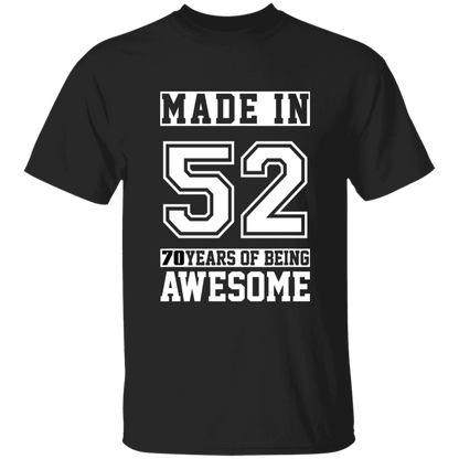 70 Year Old Awesome Since 1952 70th Birthday Gifts Men T-Shirt