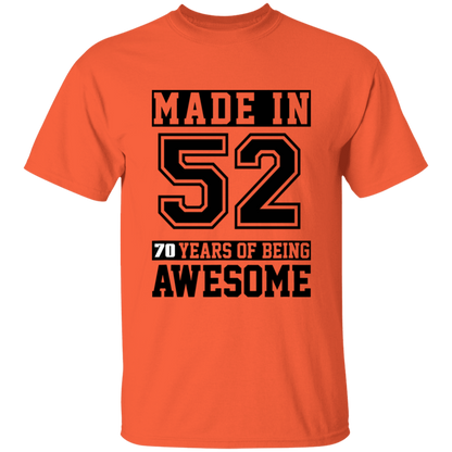70 Year Old Awesome Since 1952 70th Birthday Gifts Men T-Shirt